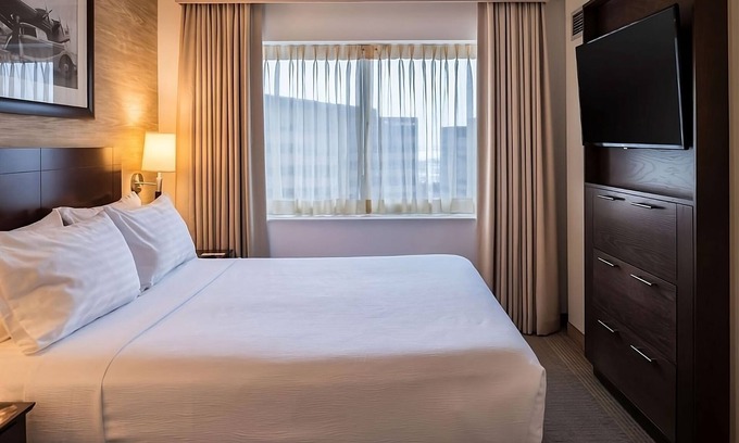 O'Hare Station Balnéaire | Free Shuttle to Chicago O'Hare Intl Airport! Pet-friendly Property!