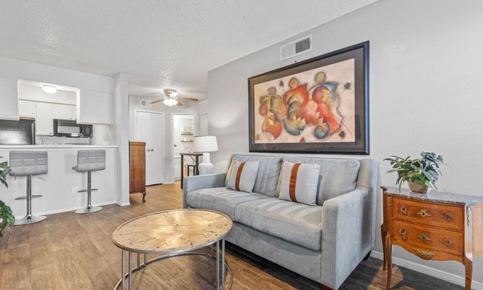Park Central Appartement | FREE WIFI | 1 BEDROOM APT | DALLAS