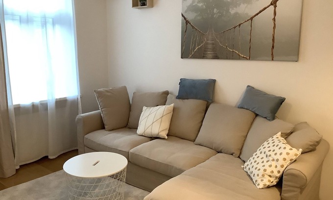 Rudolfsheim-Funfhaus Copropriété | Free WiFi Netflix; newly furnished; Contactless: Early Check In / Late Check Out!