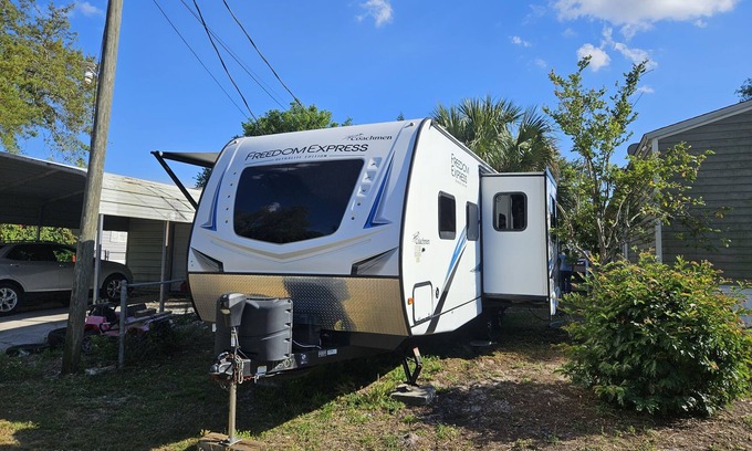 Cocoa Maison | Freedom Express RV - Modern, Reliable & Cozy