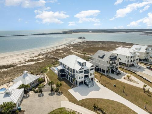 Inlet Harbour Maison | Freedom Point