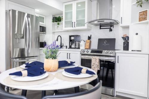 Brampton Appartement | French Charm in Brampton 2 Bdrm Apt