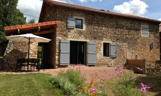Cortambert Cottage | Grange fraîchement rénovée proche de Cluny