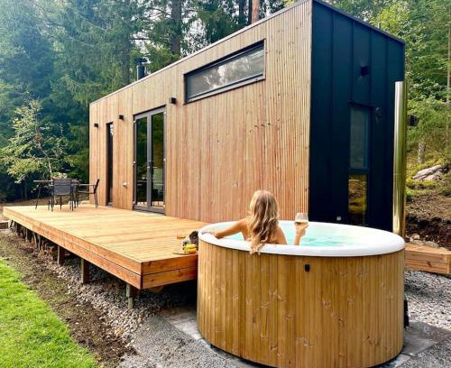 Orby Autre | Freyja Summer Forest Retreat Cabin with Private Outdoor Tub and Lakeside Views