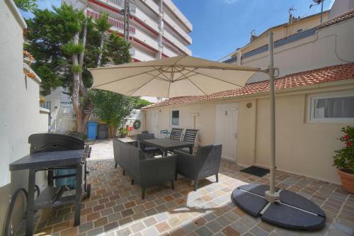 Riou - Petit Juas - Av de Grasse Appartement | FRGK "4 Suites Privées Exclusives"
