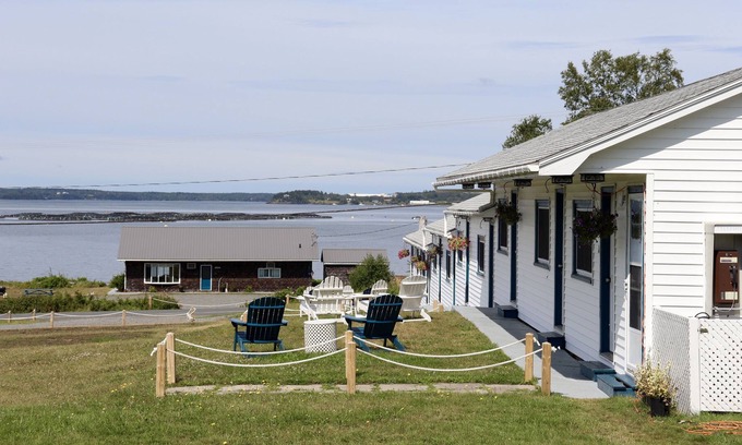 Welshpool Hôtel | Friars Bay Inn & Cottages