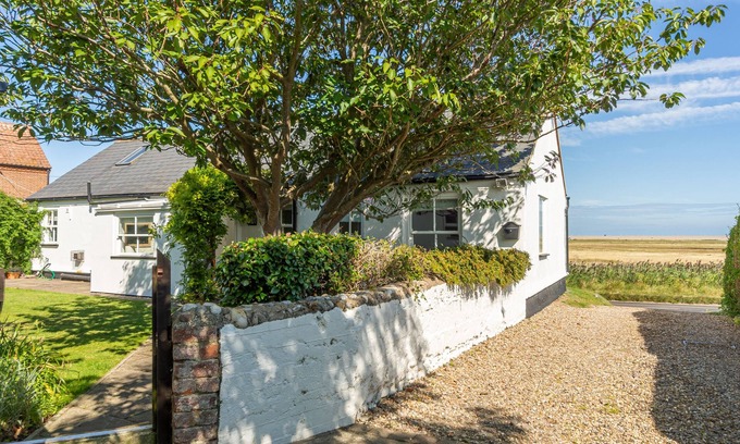 Salthouse Maison | Cette propriété offre un hébergement très spacieux et confortable pour deux.