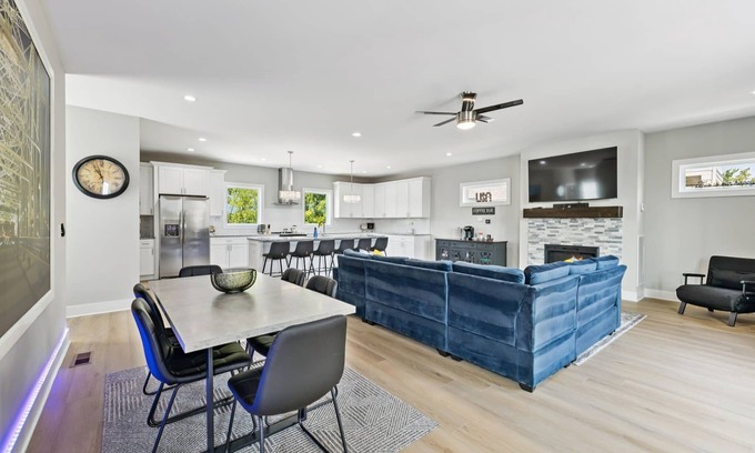 Buena Vista Maison | Friends in Skyline Places - Luxurious Brand New Build, Great for Groups, 10 min to Downtown Nash!