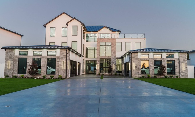 Frisco Villa | DIAMOND ESTATE / Brand New Ultra Luxury Mansion / Extravagant Pool & Patio / WOW