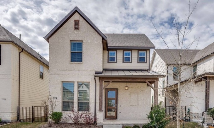 Frisco Maison | Frisco Park West Modern Charmer Kid & Pet Friendly Great Location