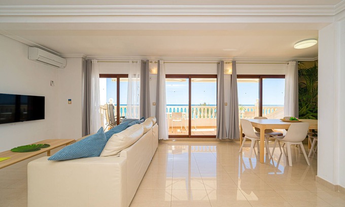Coveta Fuma Appartement | Nouvel appartement en bord de mer avec AC, Internet et TV satellite