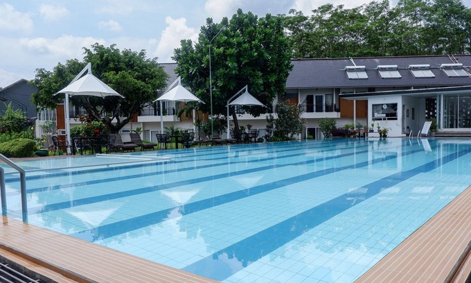 Magelang Hôtel | Front One Resort Magelang