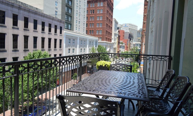 Central Business District Copropriété | Front Page News, The Picayune, Newly renovated Historic Property with large priv