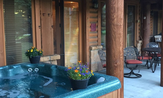 Deer Valley Copropriété | Première rangée sur Deer Valley Dr. - Spa privatif