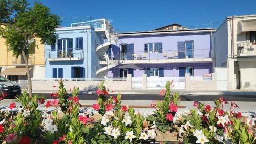 Marina Appartement | Fronte mare alba chiara - Houses & Flats