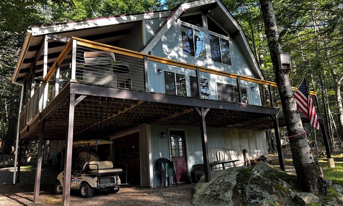 Standish Maison | Frye Island, Sebago Lake, Maine - Available Monday-Friday - Single Family