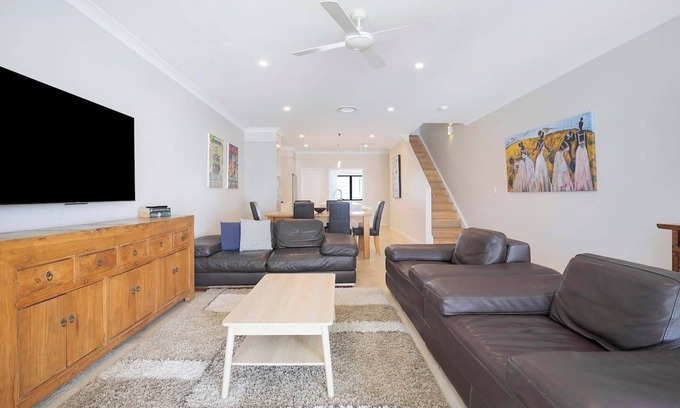 Red Hill Maison | Fulcher Lane A Zen Retreat in Modern Comfort