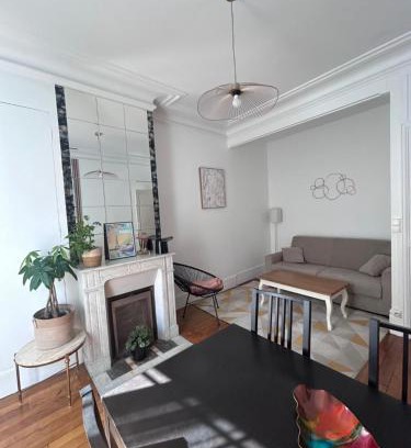 Porte-Saint-Martin Maison | Full apartment for 4 peoples - city center Porte Saint Martin