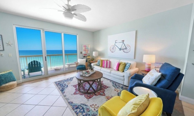 Panama City Beach Copropriété | Full Equipped Oceanfront Oasis w/ Beach Chairs + Umbrella