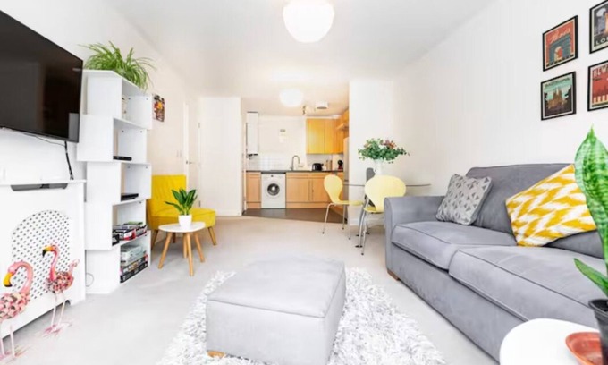 Larkhall Appartement | Full of light 1BR apartment in Stockwell