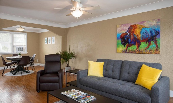 West Seneca Appartement | Appartement avec vue sur le parc à South Buffalo avec garage
