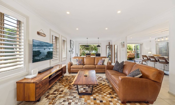 Sydney Appartement | FULLY FURNISHED HOME WALK TO ELOUERA BEACH