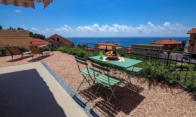 Piani Paorelli Appartement | Fully equipped apartment with Seaview | Ap04