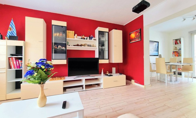 Waltershausen Appartement | Fully equipped vacation apartment with plenty of space, barbecue and garden, centrally located