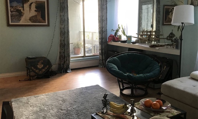 West Vancouver Appartement | Appartement entièrement meublé dans un quartier calme, emplacement idéal!