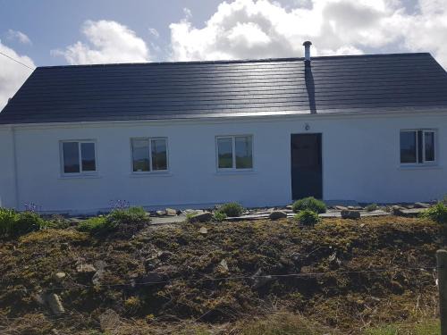 Ballyduff Maison | Fully Refurbished 200-Year-Old Farmhouse