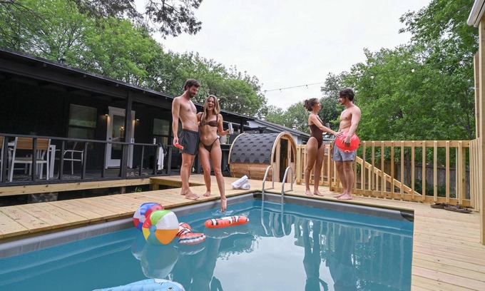 Beacon Ridge Maison | Fun 4BR Near Downtown+Pool+Sauna & more!