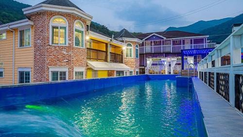 Jeongseon Maison | Fun and Happy Pension Jungsun
