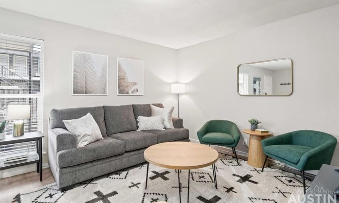 Cherrywood Appartement | Fun For All in Modern Apt Pool and Grill and Dog Park
