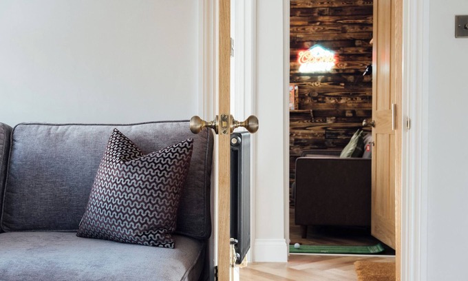 Colchester Maison | Fun, Luxury home in the heart of Colchester