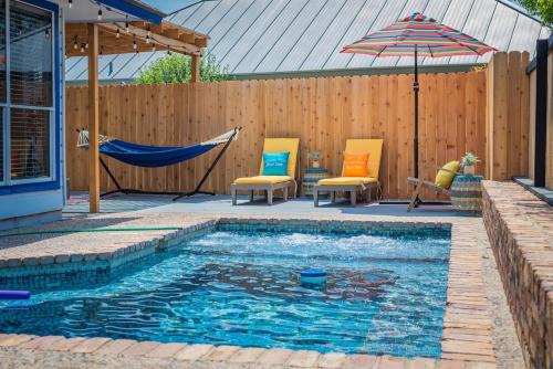 Riverbend of Camino Real Maison | Fun 'n Sun Heated Pool & Gameroom By Fiesta Texas