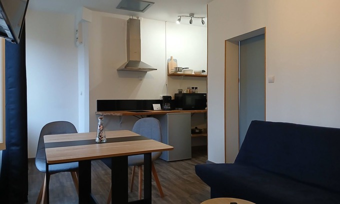La Boissiere-des-Landes Appartement | Appartement T2 meublé - entrée indépendante