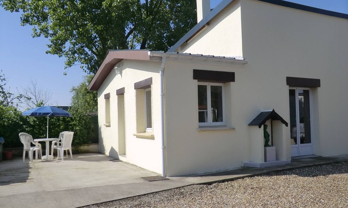 Port-Jerome-sur-Seine Maison | meublé avec parking. ne possède pas de borne pour véhicules électriques