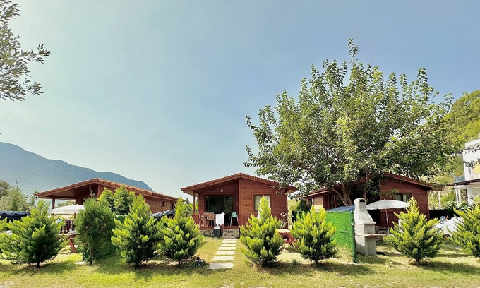 Kumluca Maison | Furnished Bungalow House with Large Garden Very Close to the Sea