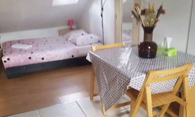 Mer Appartement | Studio meublé au centre ville de mer