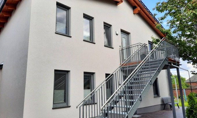 Steinkirchen Appartement | FW1 100 m² balcony - Holiday apartments pure nature