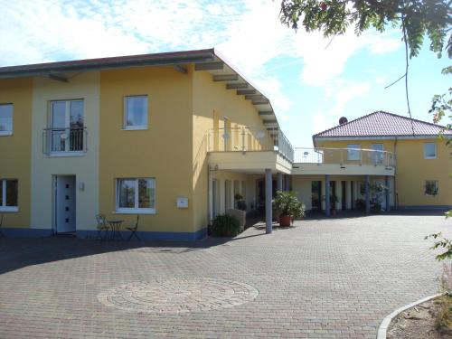 Neustadt-Diedesfeld Maison | Gästehaus Weingut Glas