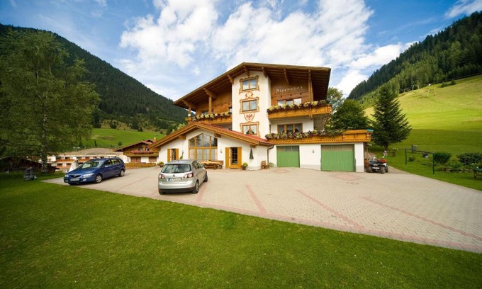 Berwang Maison | Gästehaus Alpenblick