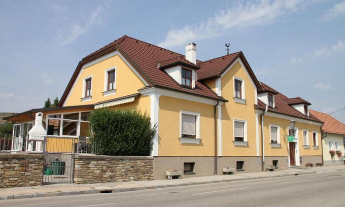 Rohrendorf bei Krems Lit Et Petit-Déjeuner | Gästehaus Fischer Rohrendorf
