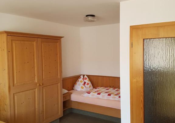 Weissach Hôtel | Gästehaus Kübler