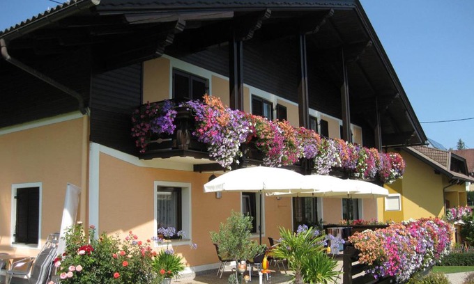 Villach Maison | Gästehaus Stroitz