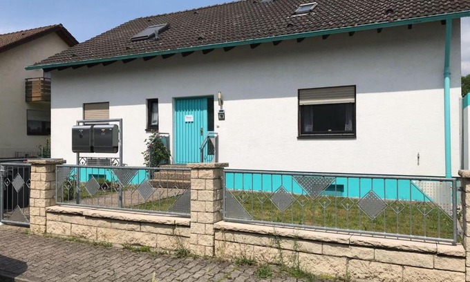Knielingen Maison | Gästehaus Windheim (Karlsruhe-Knielingen 2)