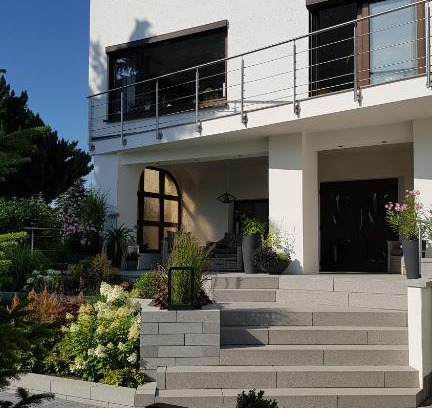 Taucha Appartement | Gästewohnung Flora