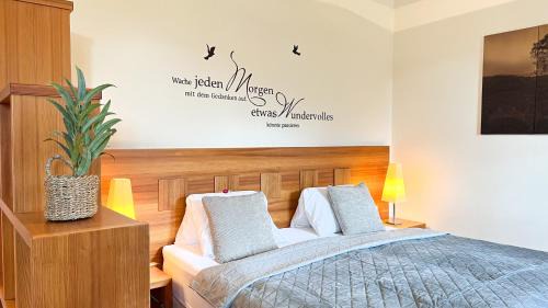 Doelsach Hôtel | Gästezimmer Karolina