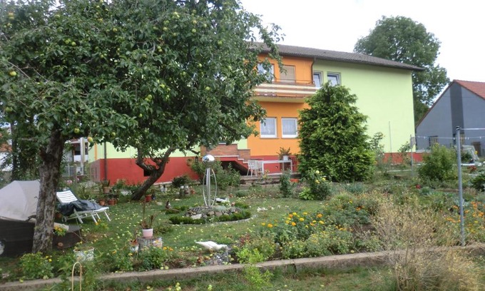Freiensteinau Maison | Gästezimmer Vogelsberg
