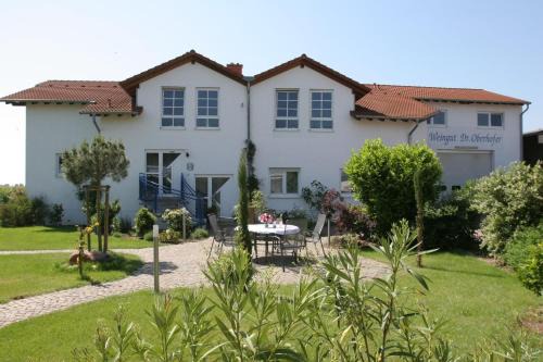 Kirrweiler Lit Et Petit-Déjeuner | Gästezimmer Weingut Dr Oberhofer
